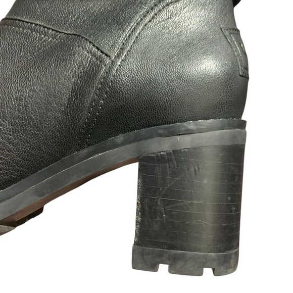 ✨ UGG Black Jessia Leather Boots – EUC – Fits Women’s 6–6.5 ✨ - Picture 15 of 15